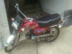 HONDA CD 80